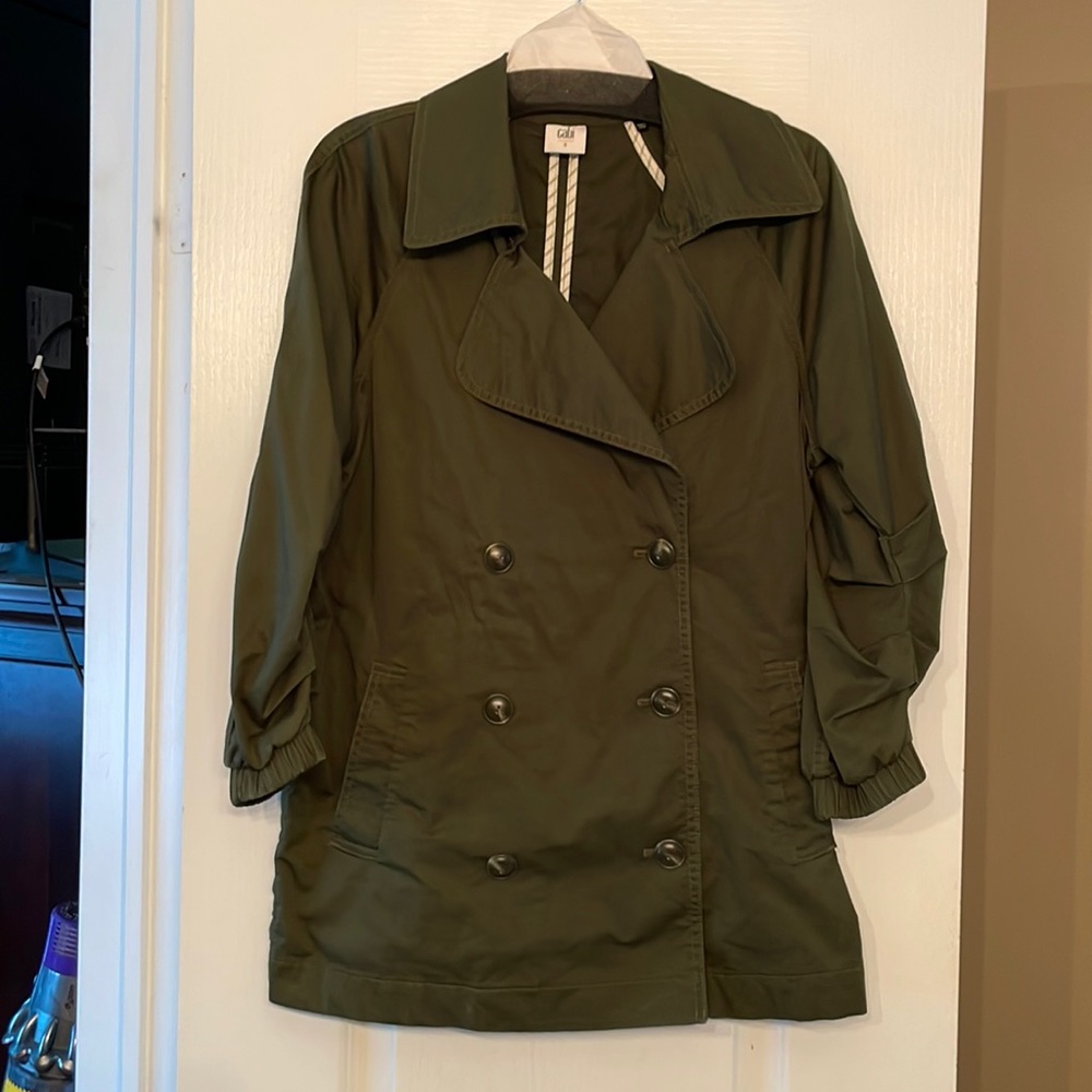 CAbi Expedition Jacket is perfect for Fall. NWOT